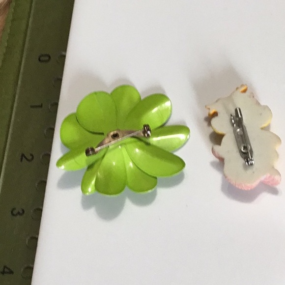 Vintage Enamel Brooches sweet - Picture 4 of 4